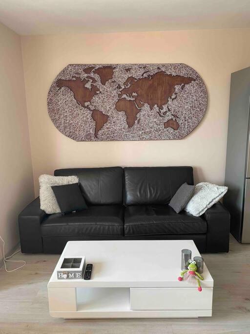 קאזאנלק Sunny Spacious Apartment In A Great Location מראה חיצוני תמונה